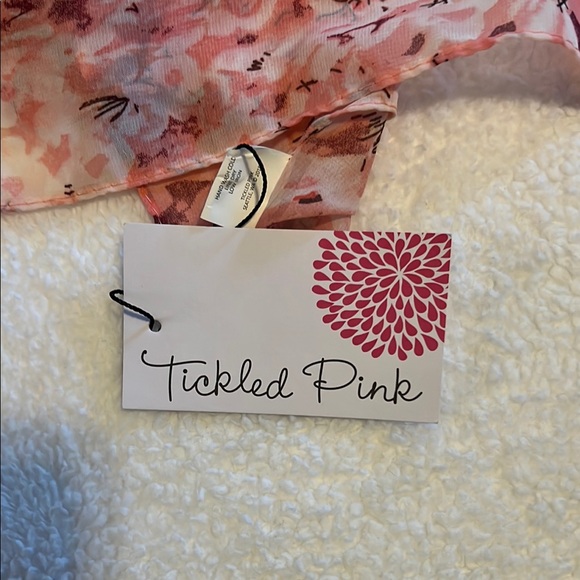 Tickled Pink Floral Shawl NWT - Picture 2 of 6